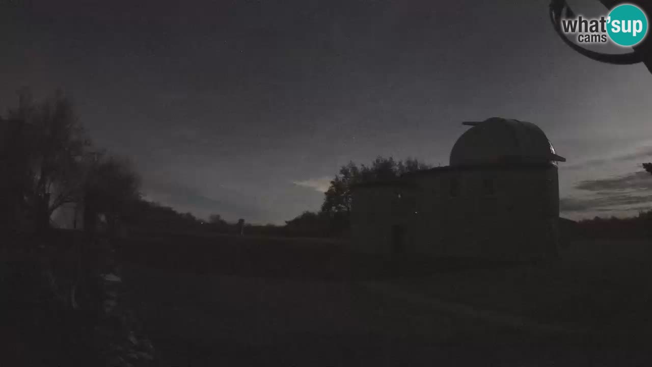 Višnjanska opservatorijska web kamera: Zavirite u svemir s poluotoka Istre, Hrvatska