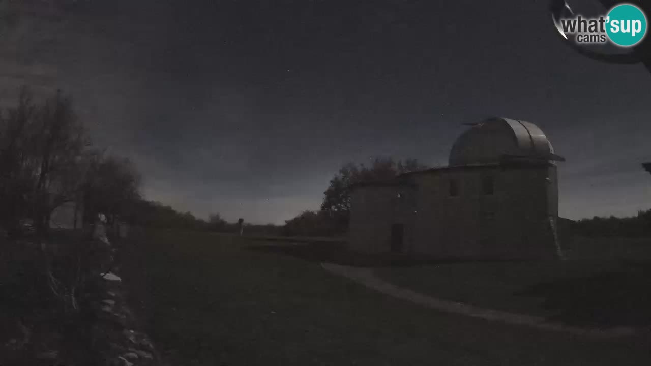 Višnjanska observatorijska spletna kamera: Opazujte vesolje iz Istre, Hrvaška