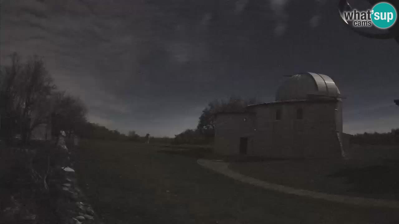 Webcam de l’Observatoire de Višnjan: Plongez dans le cosmos depuis l’Istrie, Croatie