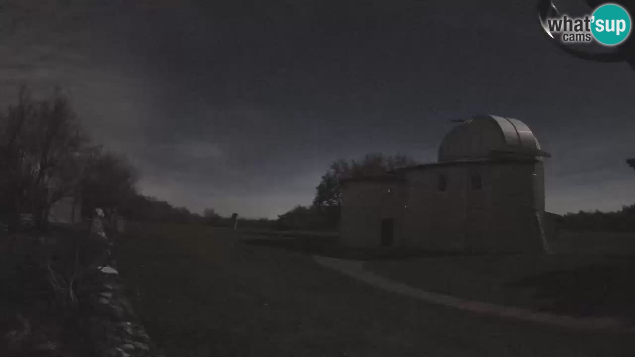Višnjanska observatorijska spletna kamera: Opazujte vesolje iz Istre, Hrvaška