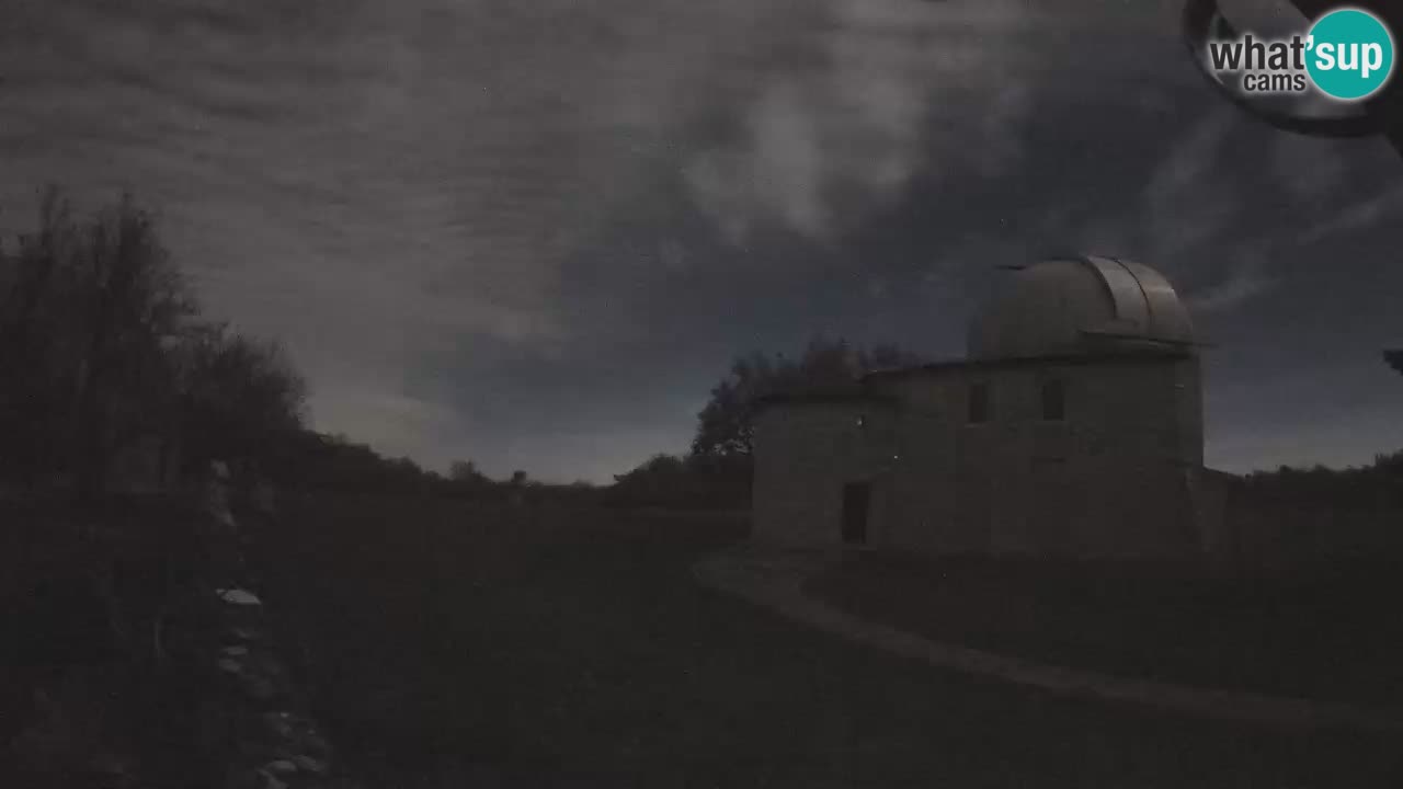 Višnjanska observatorijska spletna kamera: Opazujte vesolje iz Istre, Hrvaška