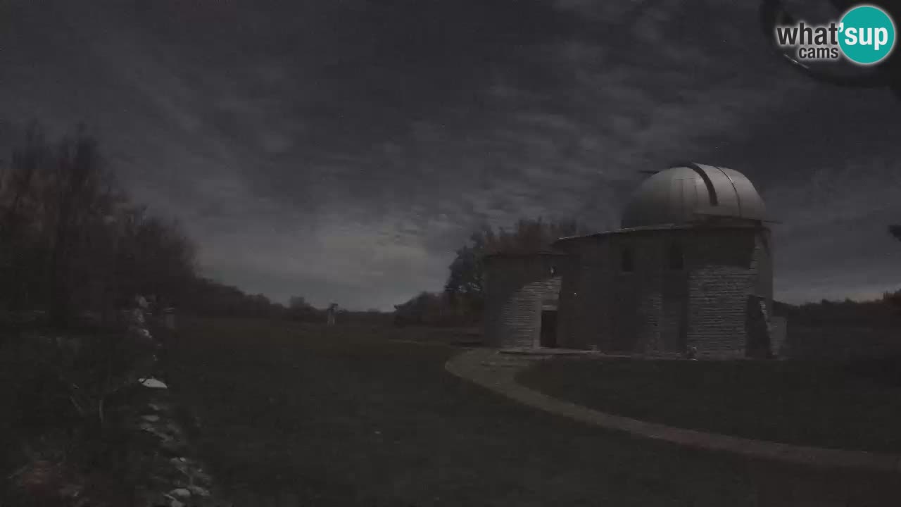 Webcam de l’Observatoire de Višnjan: Plongez dans le cosmos depuis l’Istrie, Croatie