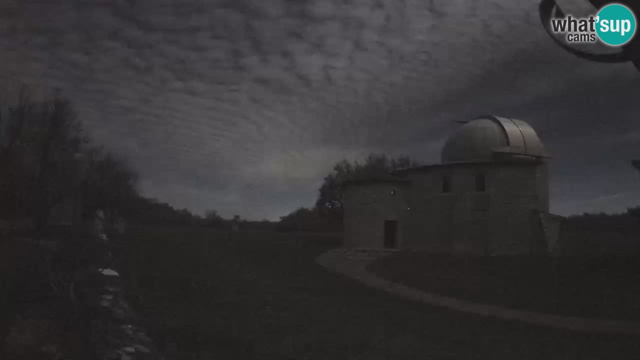 Višnjan Observatory Webcam: Gaze into the Cosmos from Istria, Croatia