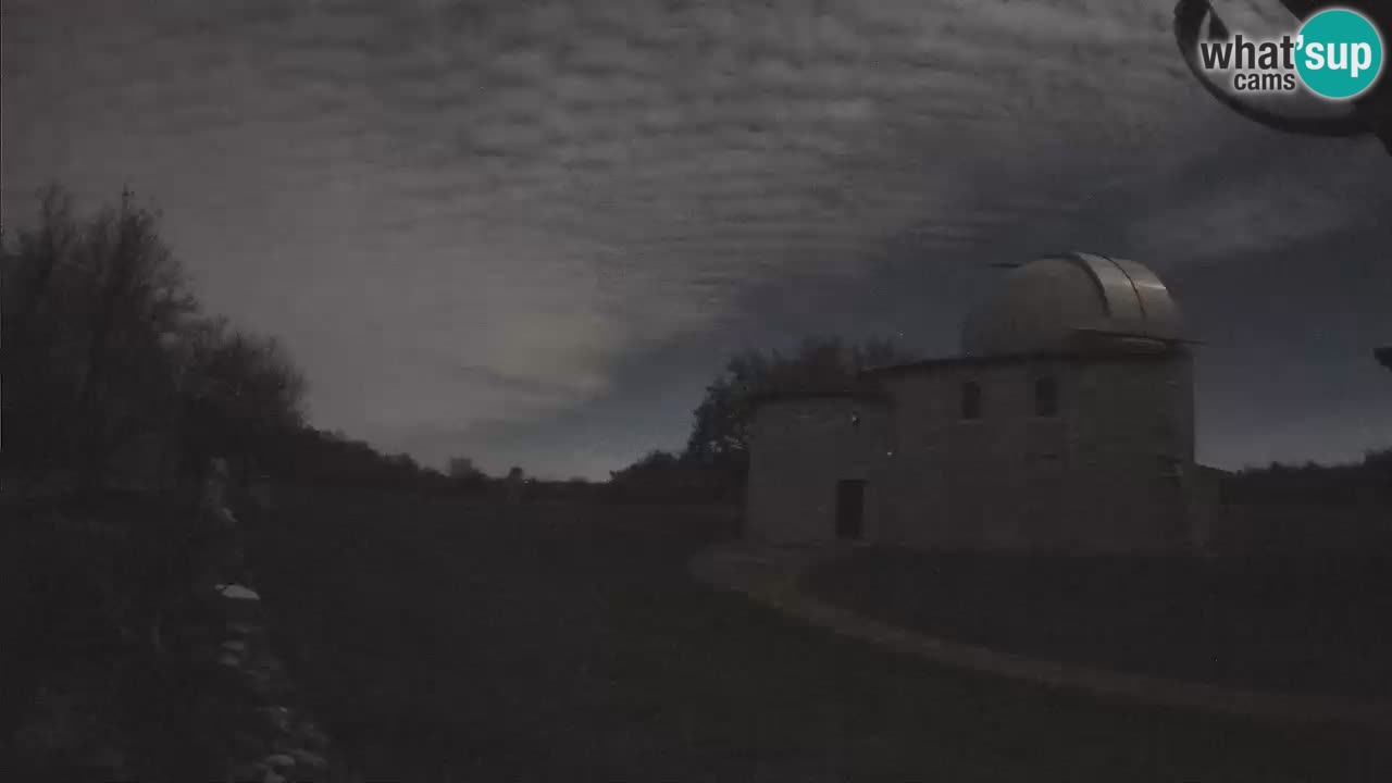 Višnjan Observatory Webcam: Gaze into the Cosmos from Istria, Croatia