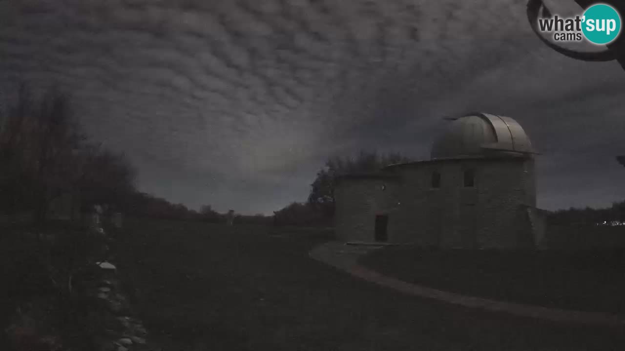Webcam de l’Observatoire de Višnjan: Plongez dans le cosmos depuis l’Istrie, Croatie