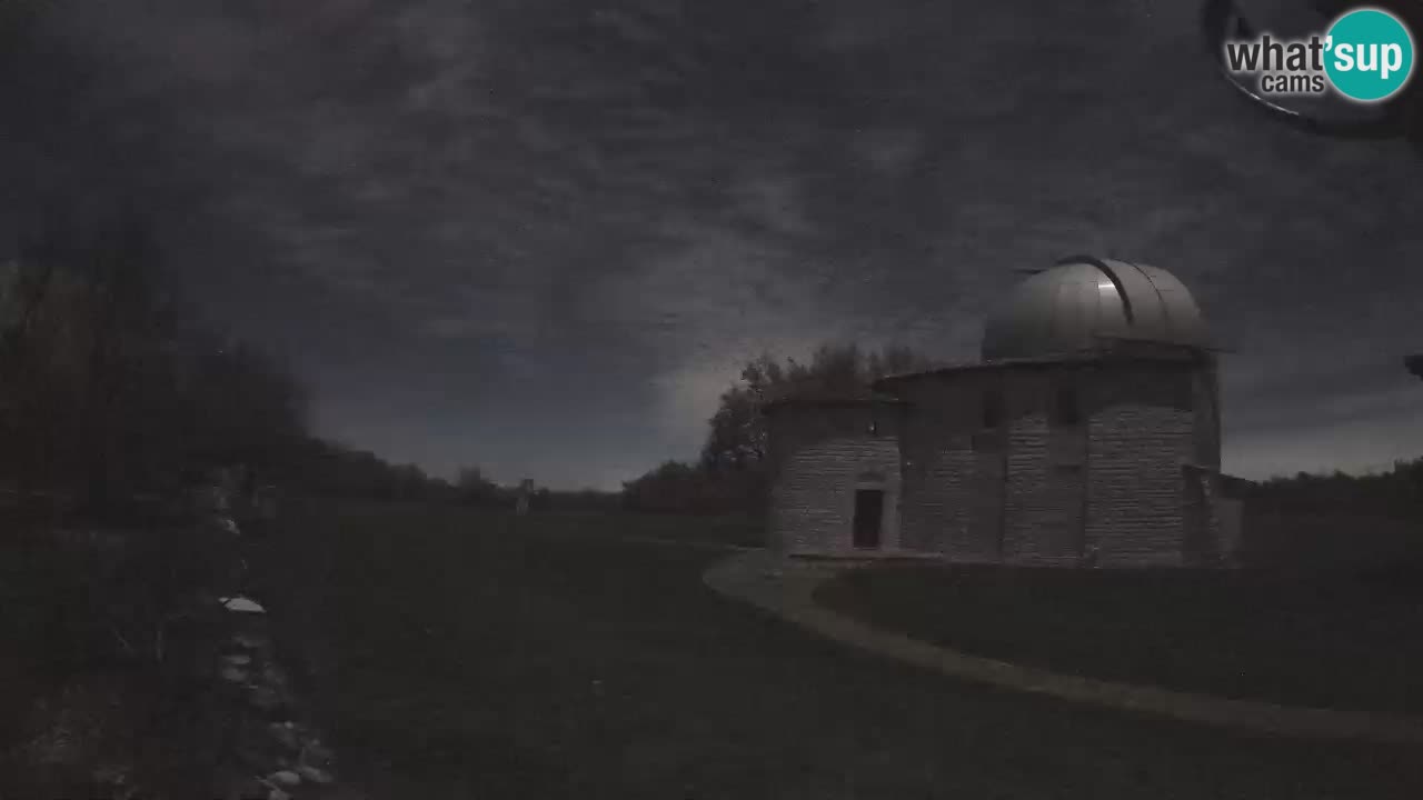 Višnjanska opservatorijska web kamera: Zavirite u svemir s poluotoka Istre, Hrvatska