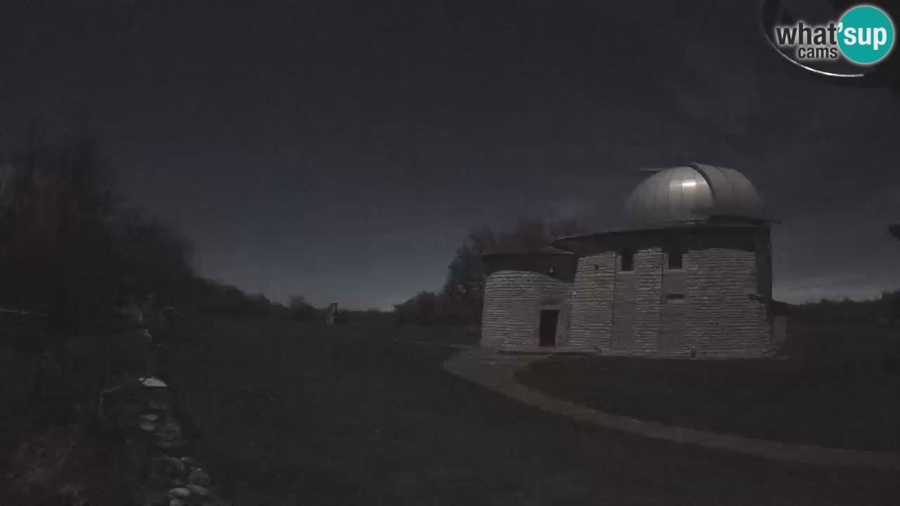 Višnjanska observatorijska spletna kamera: Opazujte vesolje iz Istre, Hrvaška
