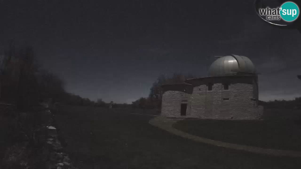 Višnjan Observatory Webcam: Gaze into the Cosmos from Istria, Croatia