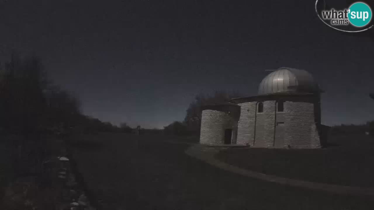 Višnjanska observatorijska spletna kamera: Opazujte vesolje iz Istre, Hrvaška