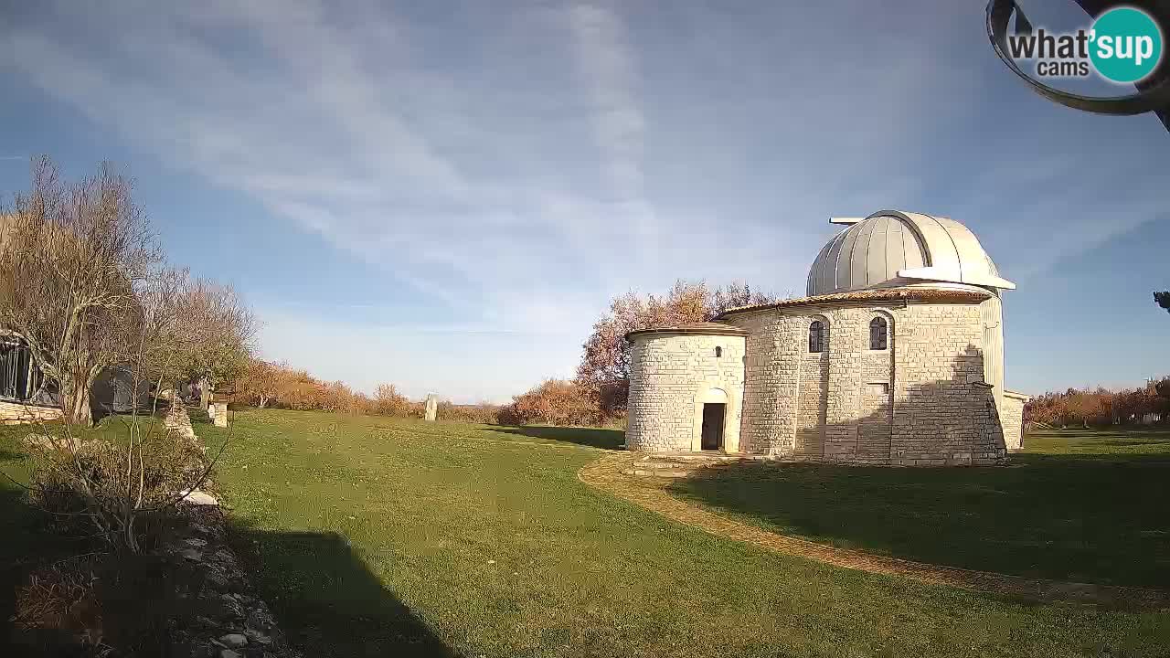 Višnjan Observatory Webcam: Gaze into the Cosmos from Istria, Croatia