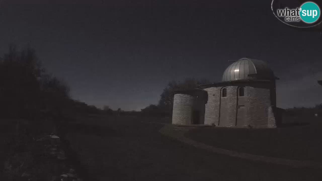 Webcam de l’Observatoire de Višnjan: Plongez dans le cosmos depuis l’Istrie, Croatie