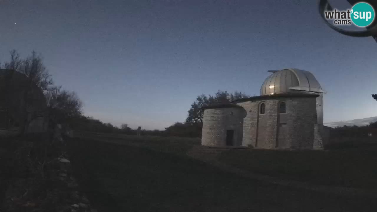 Webcam de l’Observatoire de Višnjan: Plongez dans le cosmos depuis l’Istrie, Croatie