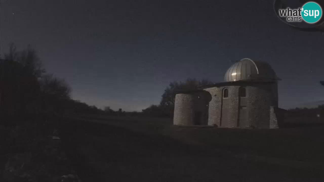Webcam de l’Observatoire de Višnjan: Plongez dans le cosmos depuis l’Istrie, Croatie