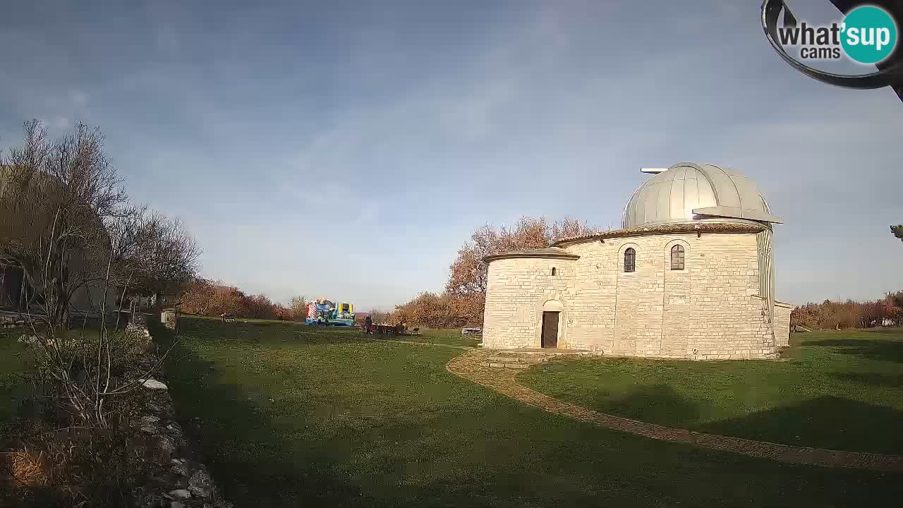 Višnjanska opservatorijska web kamera: Zavirite u svemir s poluotoka Istre, Hrvatska