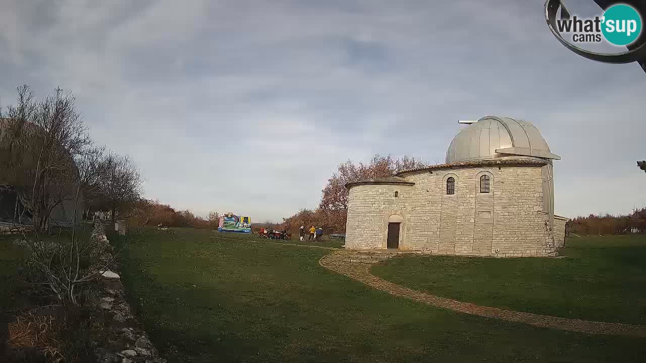Višnjan Observatory Webcam: Gaze into the Cosmos from Istria, Croatia