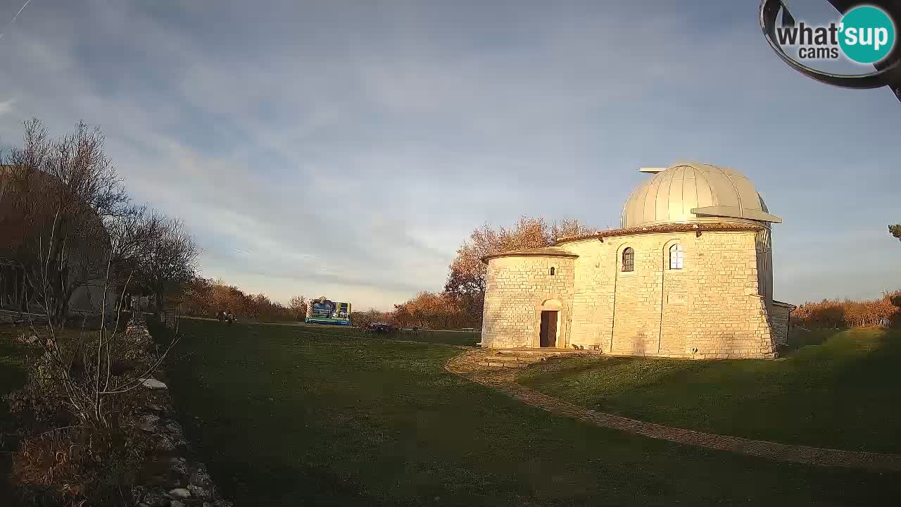 Višnjanska observatorijska spletna kamera: Opazujte vesolje iz Istre, Hrvaška
