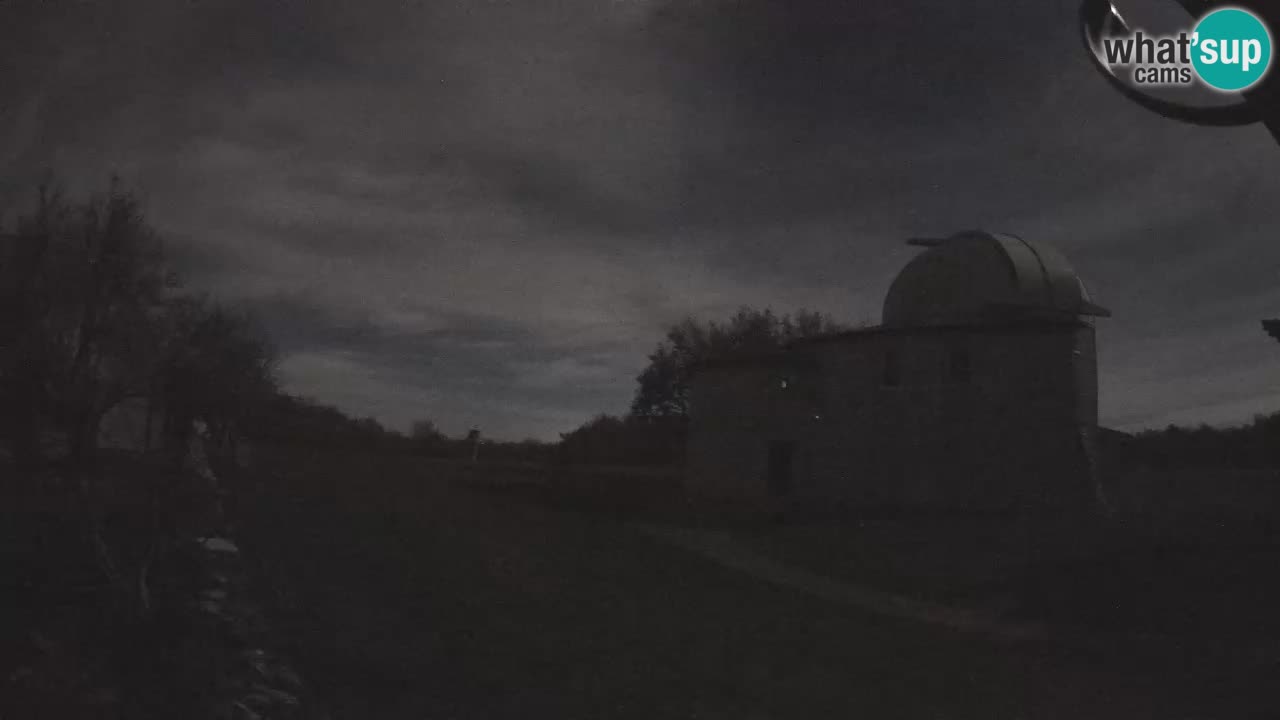 Višnjan Observatory Webcam: Gaze into the Cosmos from Istria, Croatia