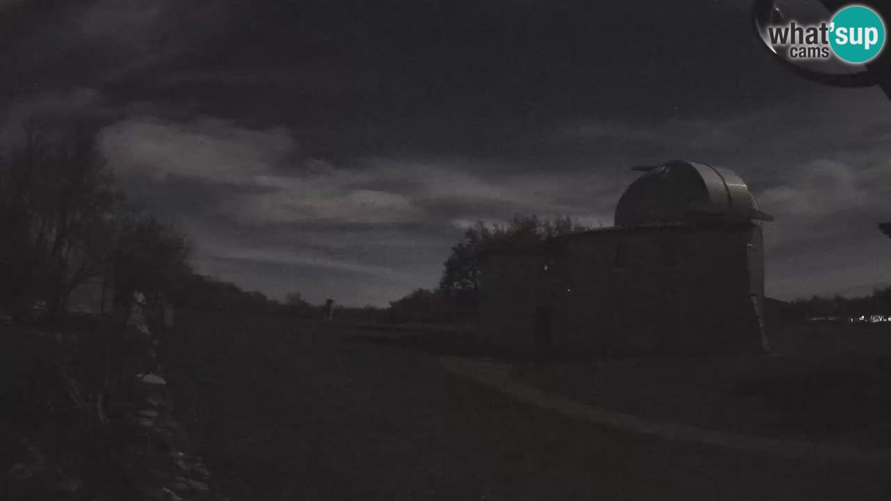 Webcam de l’Observatoire de Višnjan: Plongez dans le cosmos depuis l’Istrie, Croatie