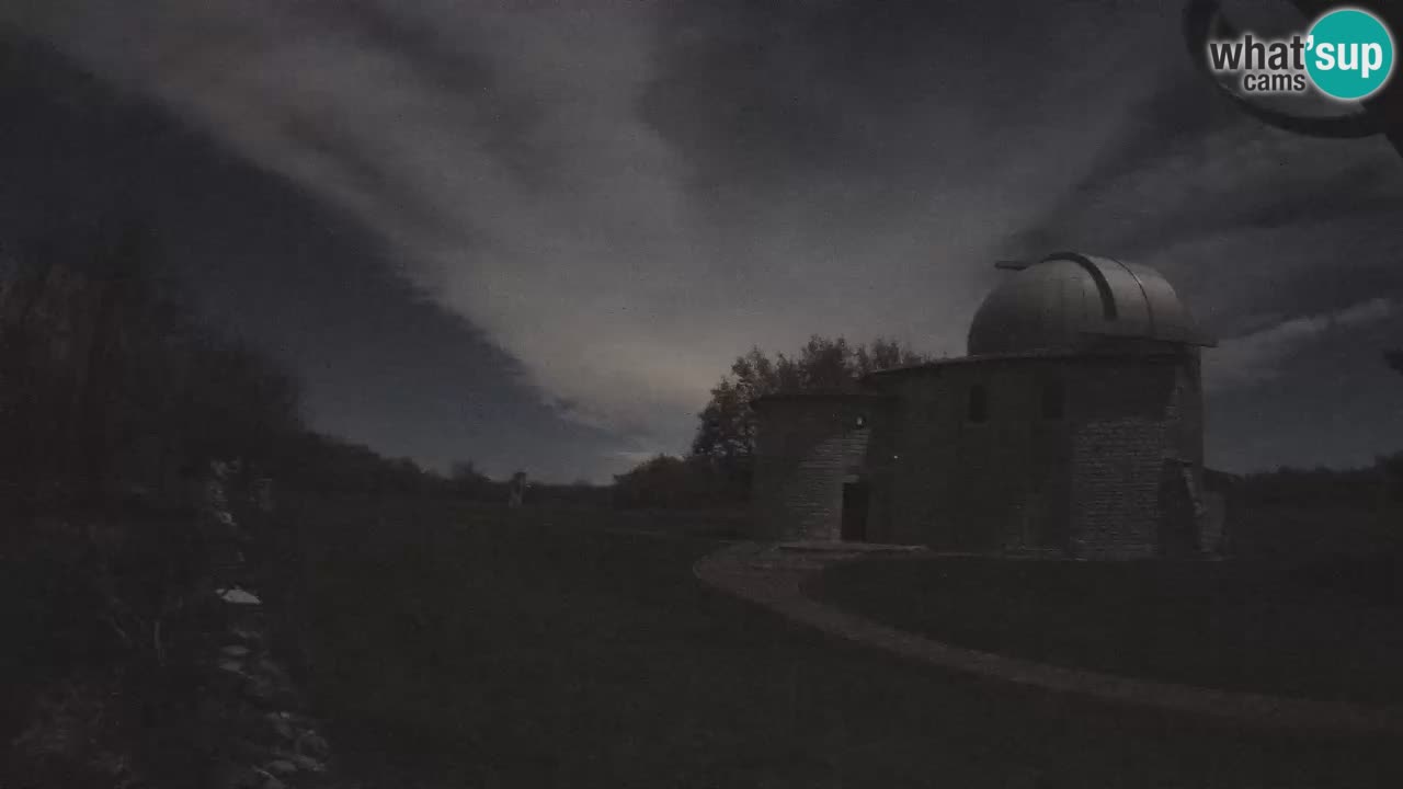Višnjan Observatory Webcam: Gaze into the Cosmos from Istria, Croatia