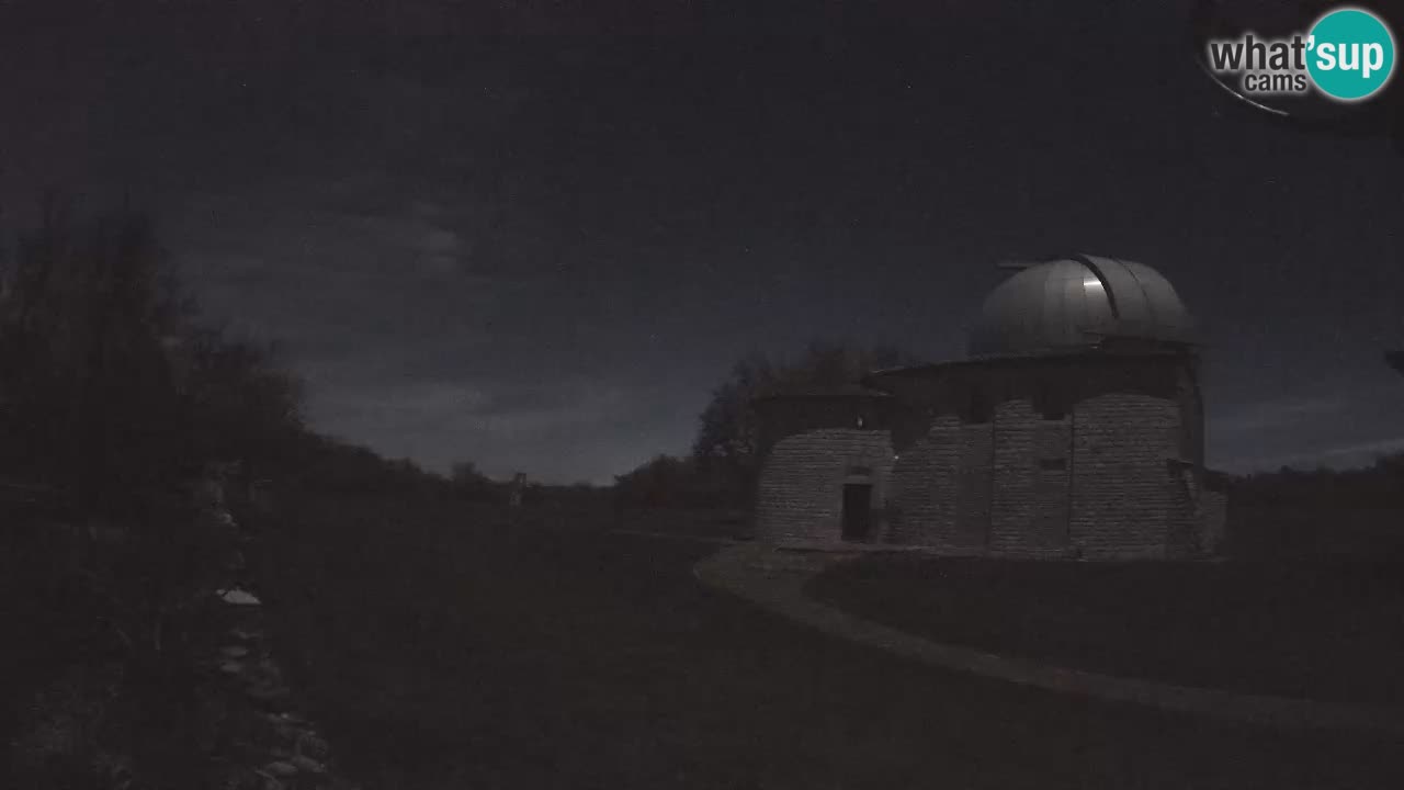 Webcam de l’Observatoire de Višnjan: Plongez dans le cosmos depuis l’Istrie, Croatie