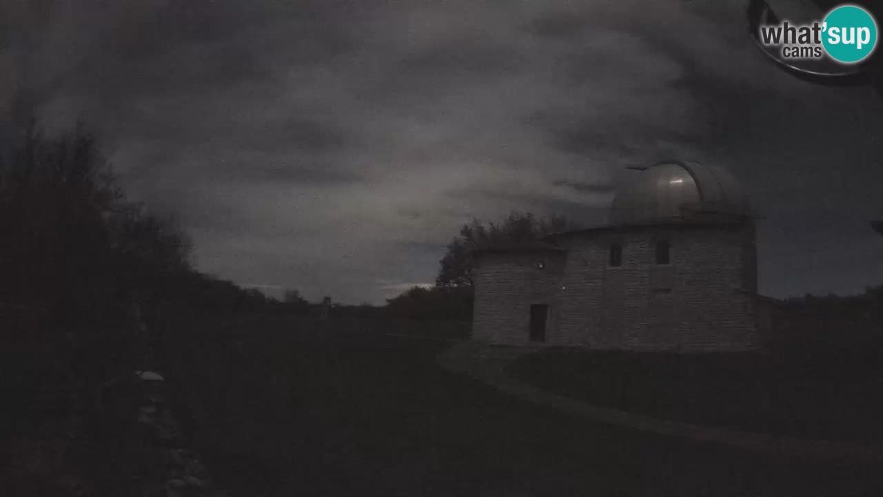 Višnjanska observatorijska spletna kamera: Opazujte vesolje iz Istre, Hrvaška