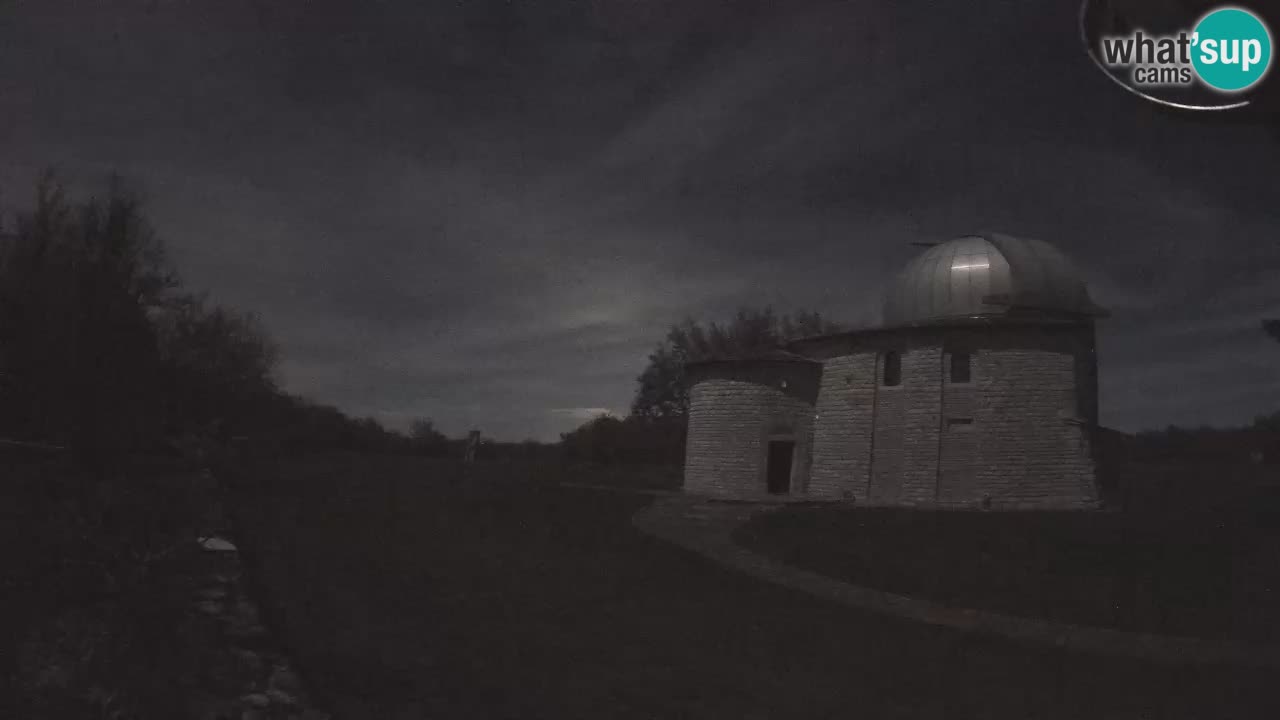 Webcam del Observatorio de Višnjan: Contempla el cosmos desde Istria, Croacia