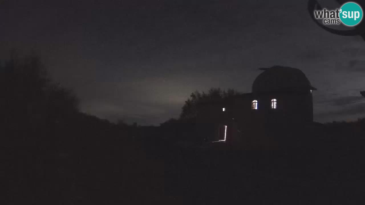 Višnjan Observatory Webcam: Gaze into the Cosmos from Istria, Croatia