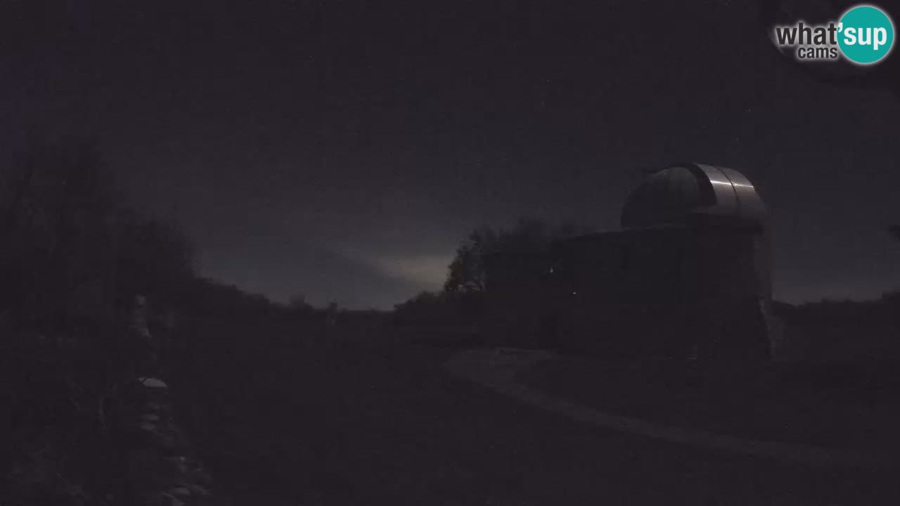 Višnjan Observatory Webcam: Gaze into the Cosmos from Istria, Croatia