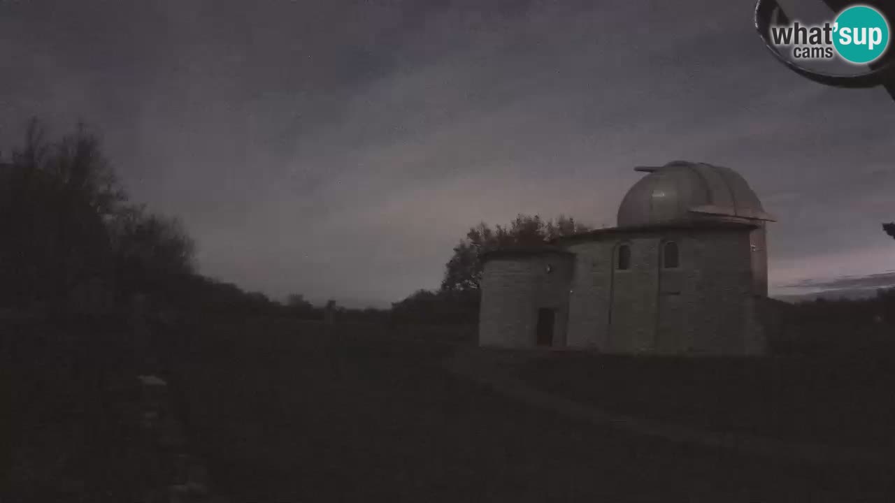 Webcam de l’Observatoire de Višnjan: Plongez dans le cosmos depuis l’Istrie, Croatie