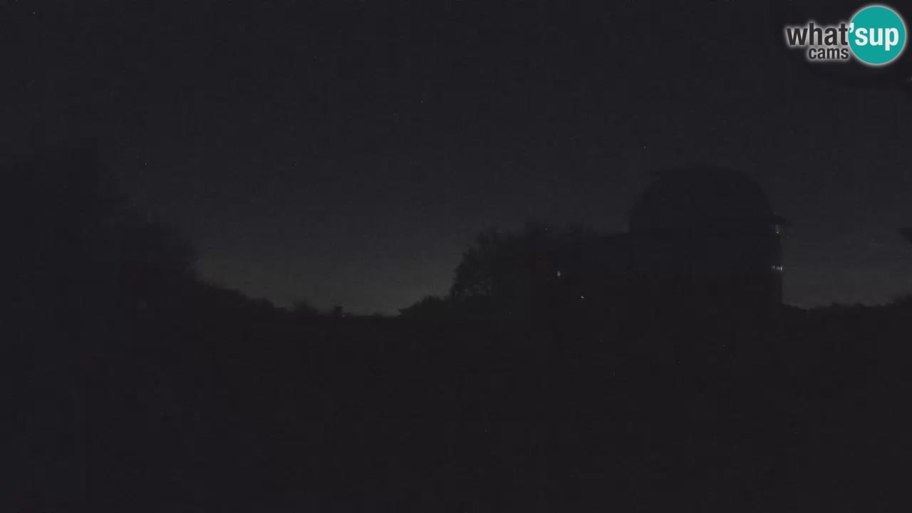 Višnjanska observatorijska spletna kamera: Opazujte vesolje iz Istre, Hrvaška