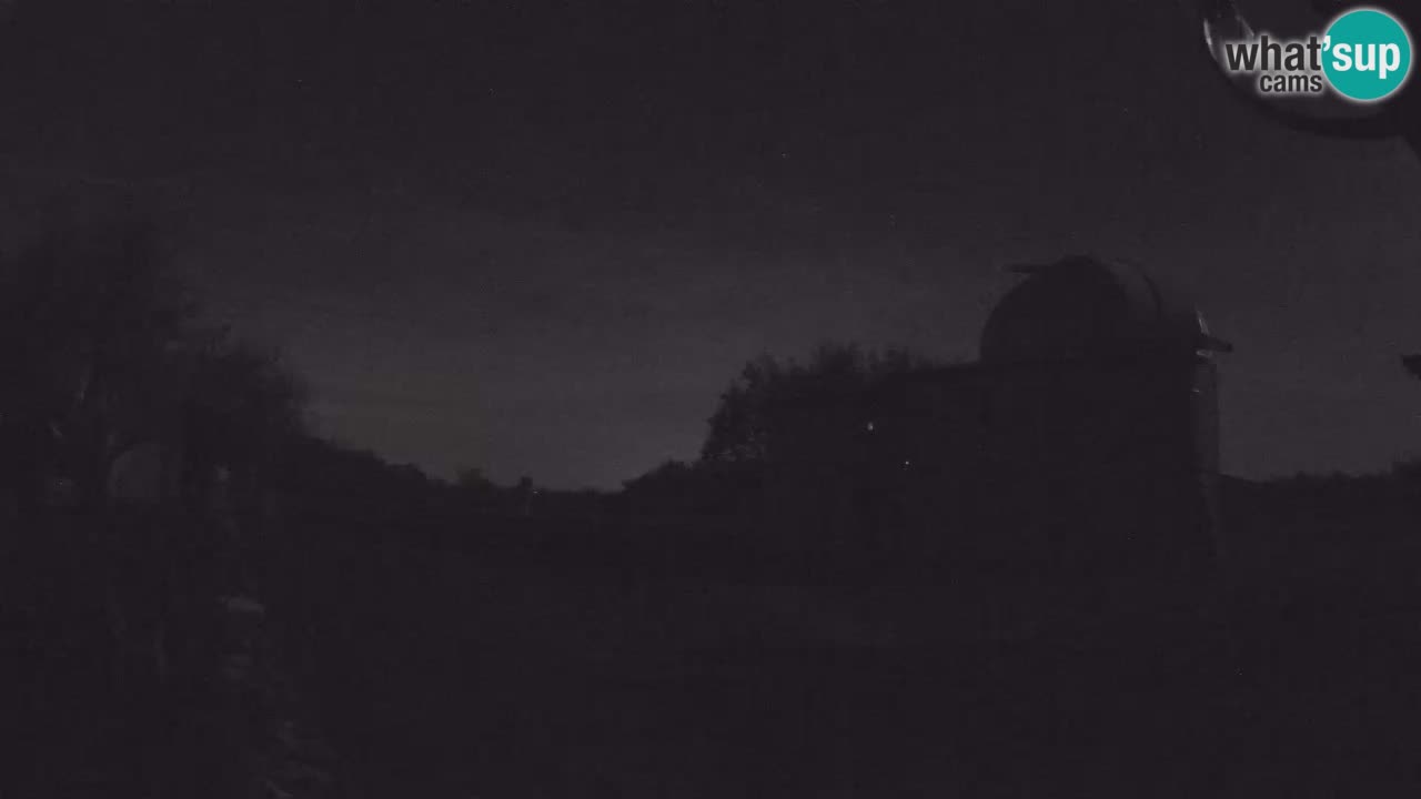 Višnjanska opservatorijska web kamera: Zavirite u svemir s poluotoka Istre, Hrvatska