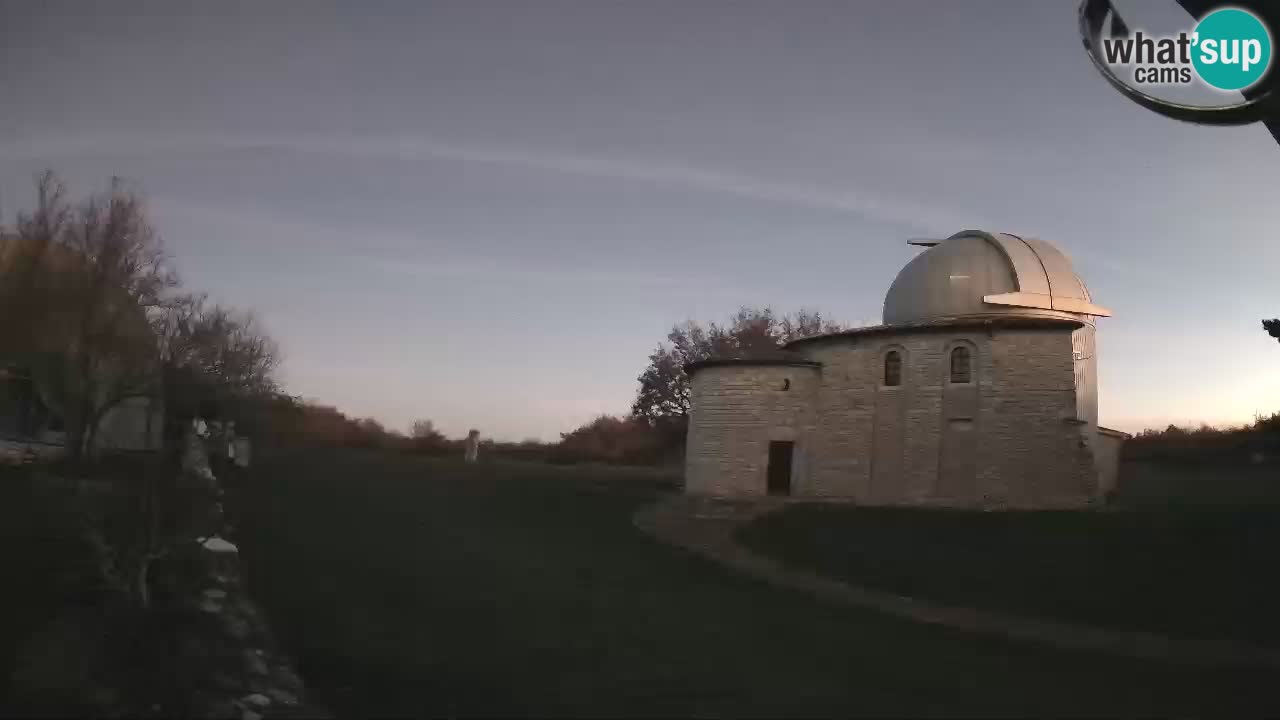 Višnjan Observatory Webcam: Gaze into the Cosmos from Istria, Croatia