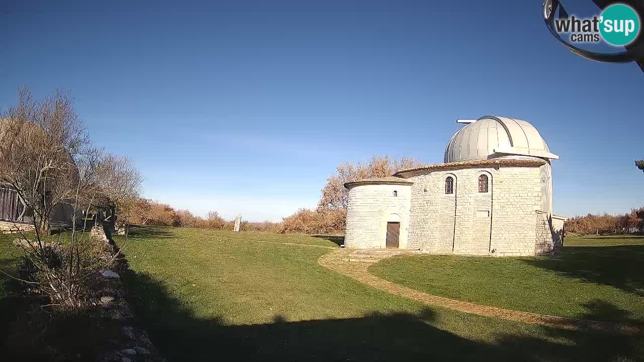 Višnjan Observatory Webcam: Gaze into the Cosmos from Istria, Croatia