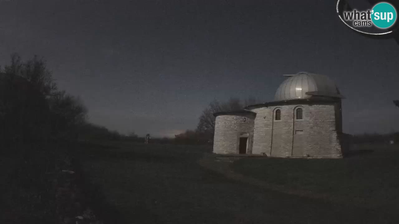 Webcam del Observatorio de Višnjan: Contempla el cosmos desde Istria, Croacia