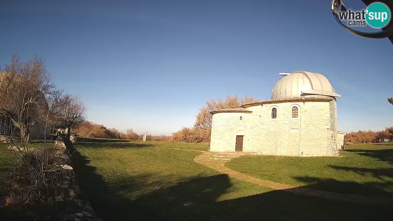Webcam de l’Observatoire de Višnjan: Plongez dans le cosmos depuis l’Istrie, Croatie