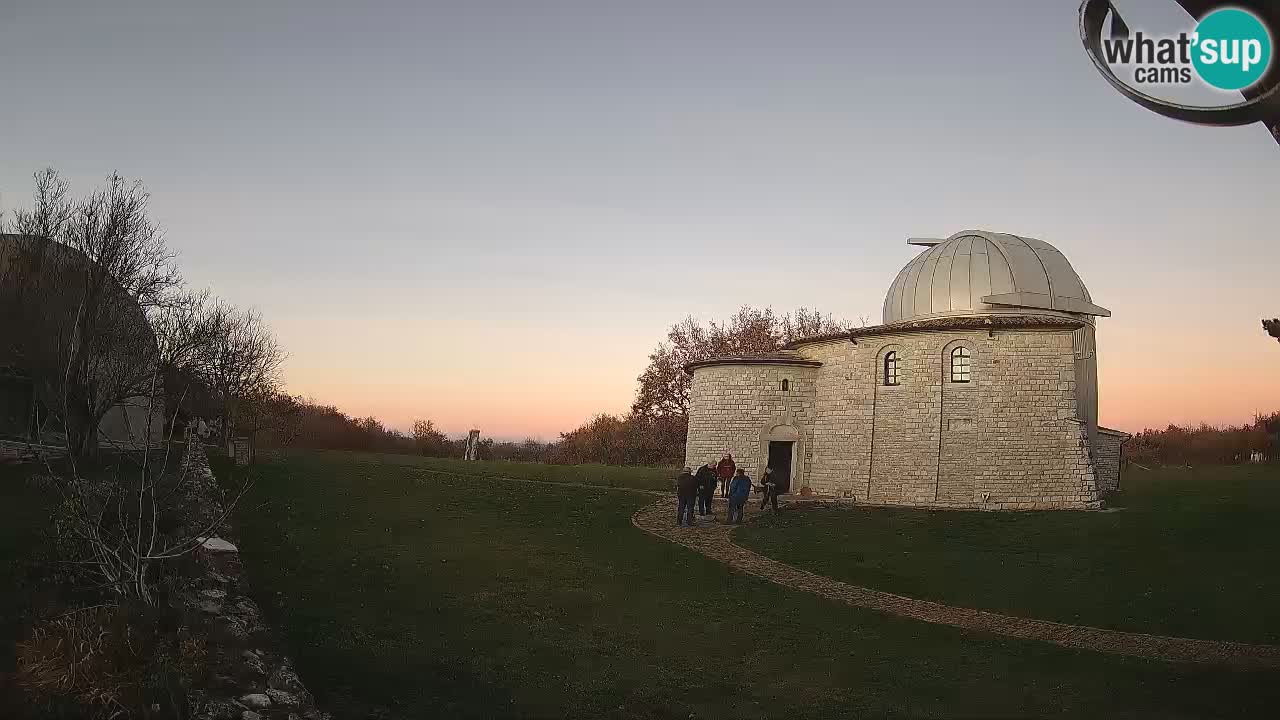 Webcam del Observatorio de Višnjan: Contempla el cosmos desde Istria, Croacia