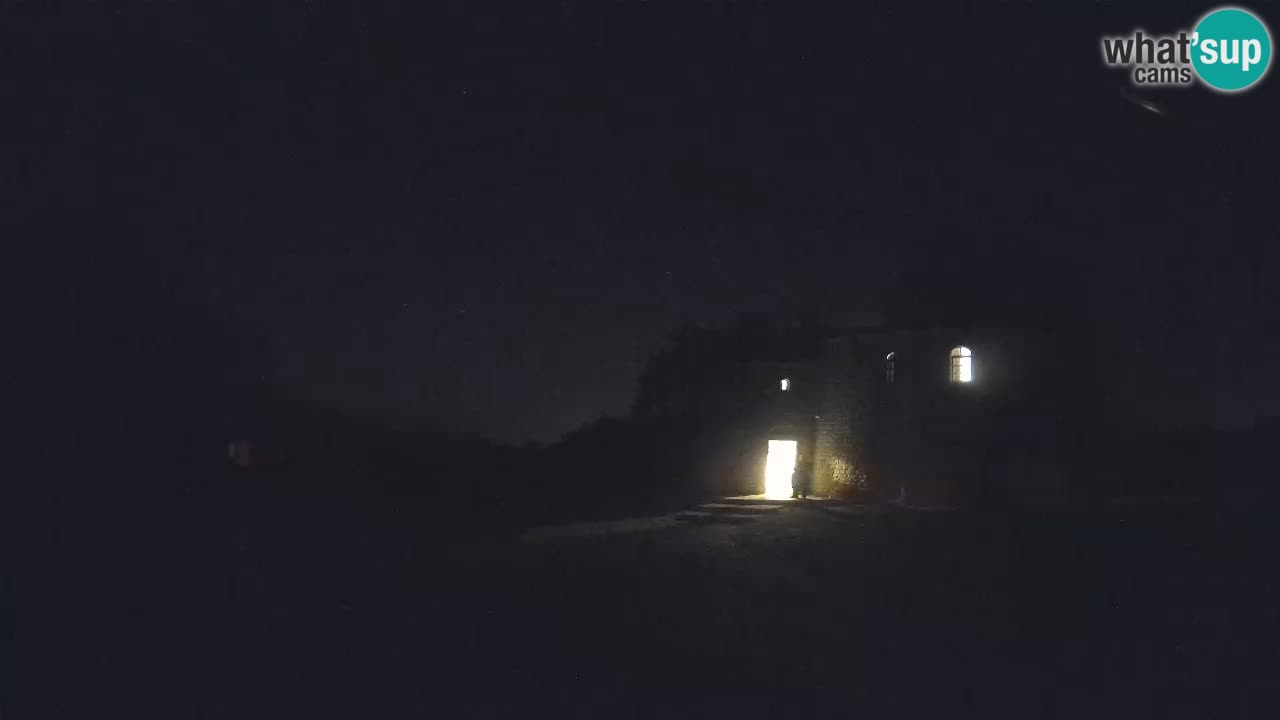 Višnjanska observatorijska spletna kamera: Opazujte vesolje iz Istre, Hrvaška