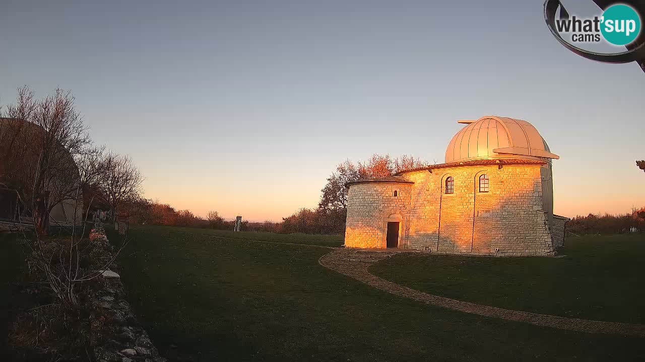 Webcam del Observatorio de Višnjan: Contempla el cosmos desde Istria, Croacia