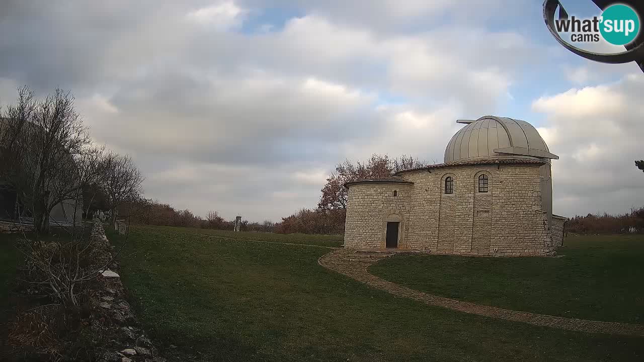 Višnjanska observatorijska spletna kamera: Opazujte vesolje iz Istre, Hrvaška