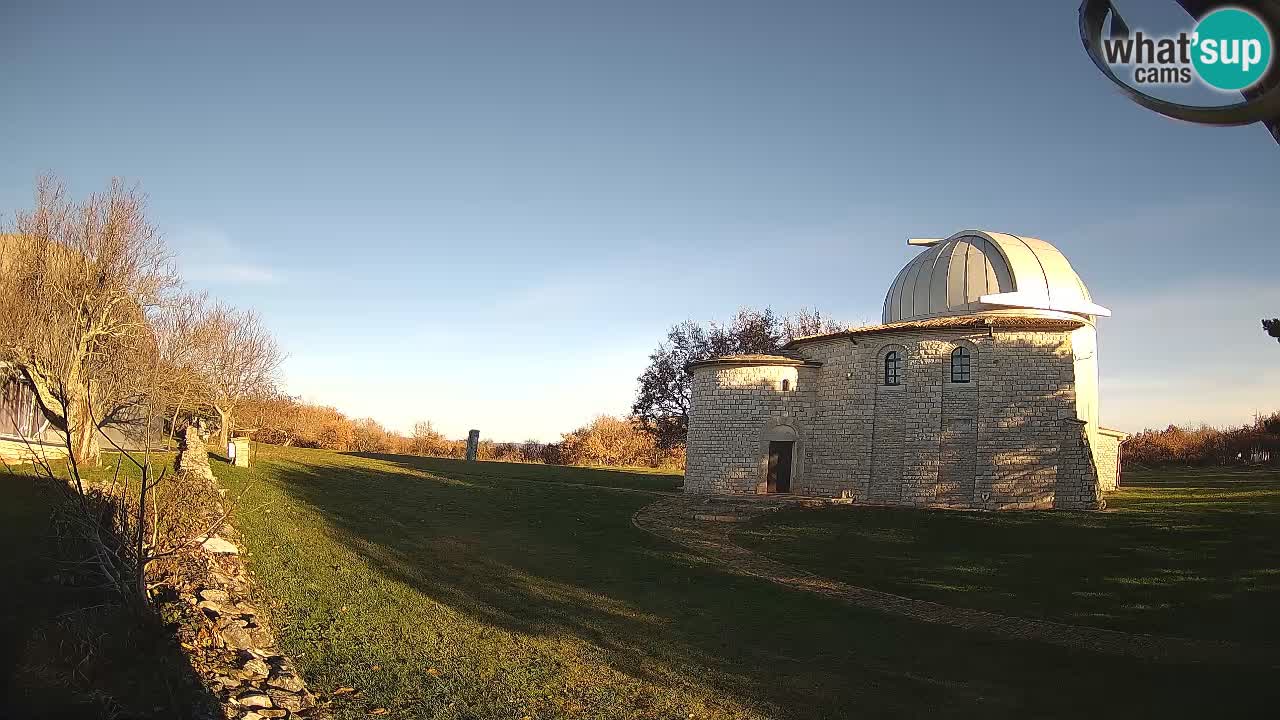 Višnjanska observatorijska spletna kamera: Opazujte vesolje iz Istre, Hrvaška