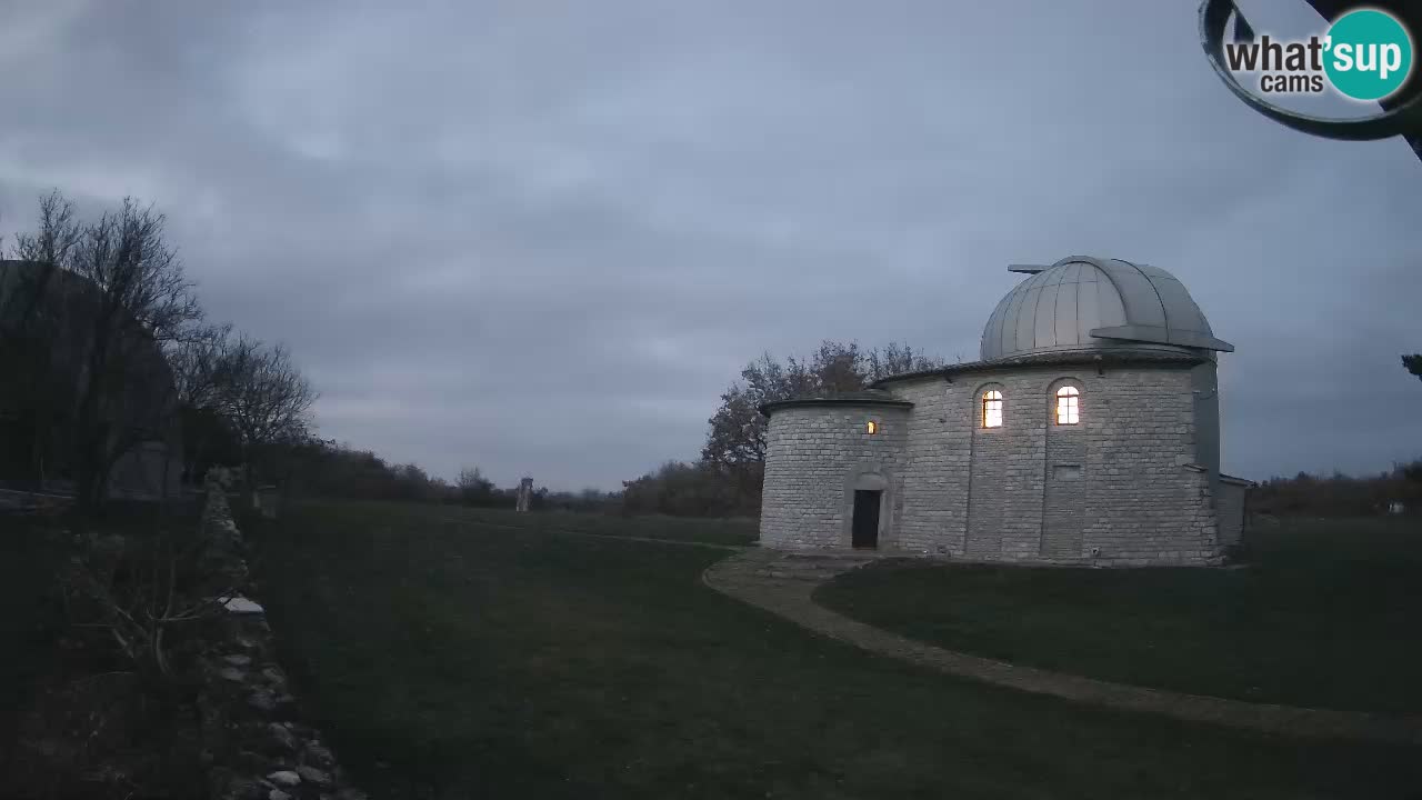 Webcam del Observatorio de Višnjan: Contempla el cosmos desde Istria, Croacia