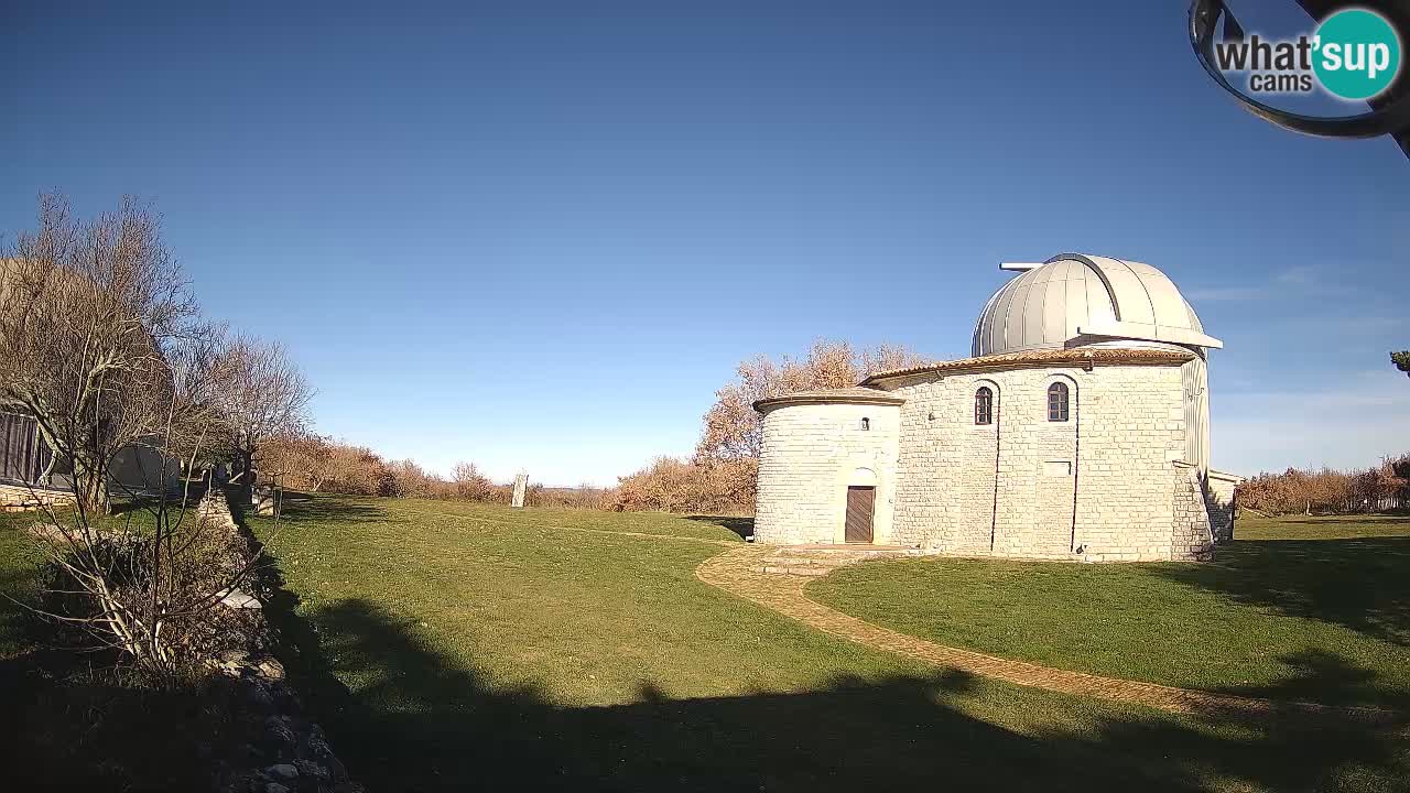 Višnjanska opservatorijska web kamera: Zavirite u svemir s poluotoka Istre, Hrvatska