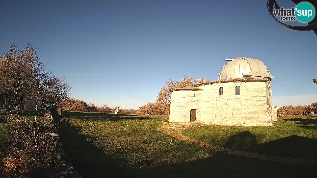 Višnjan Observatory Webcam: Gaze into the Cosmos from Istria, Croatia