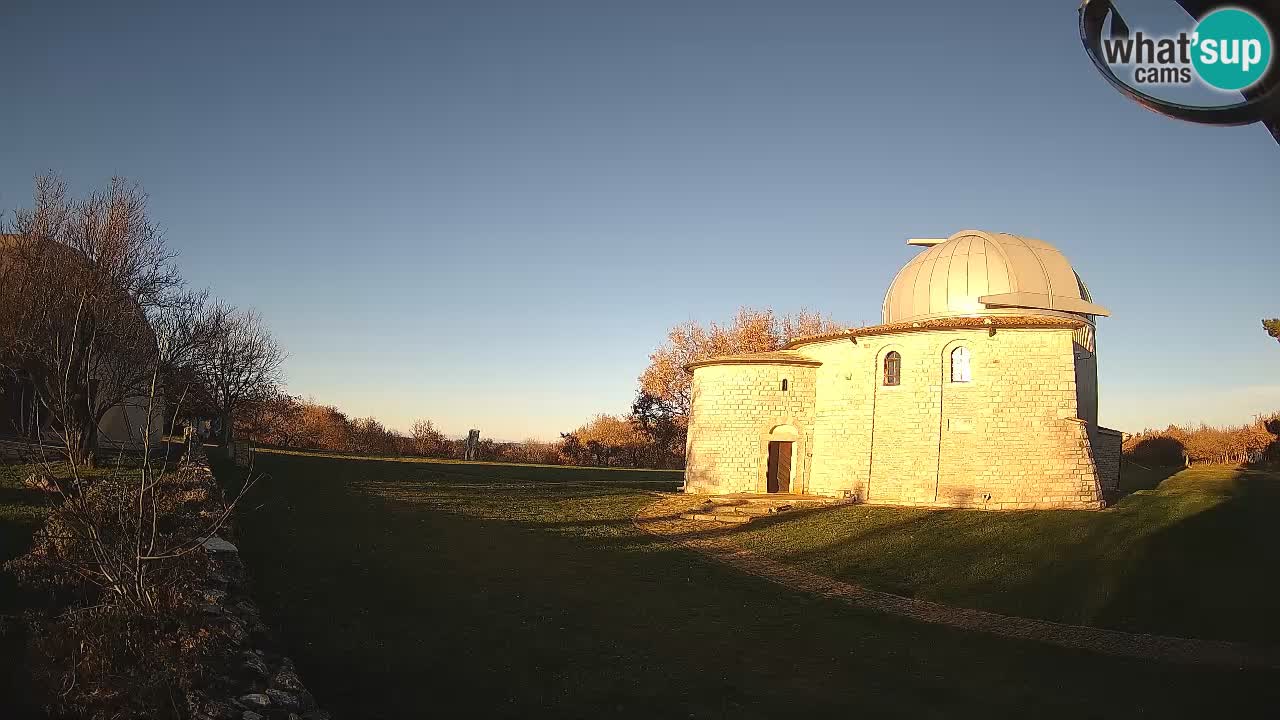 Webcam del Observatorio de Višnjan: Contempla el cosmos desde Istria, Croacia