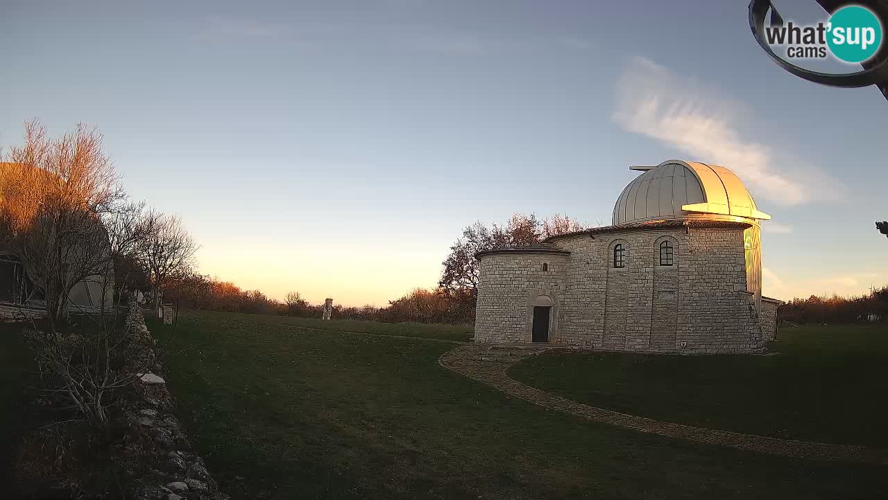 Višnjan Observatory Webcam: Gaze into the Cosmos from Istria, Croatia