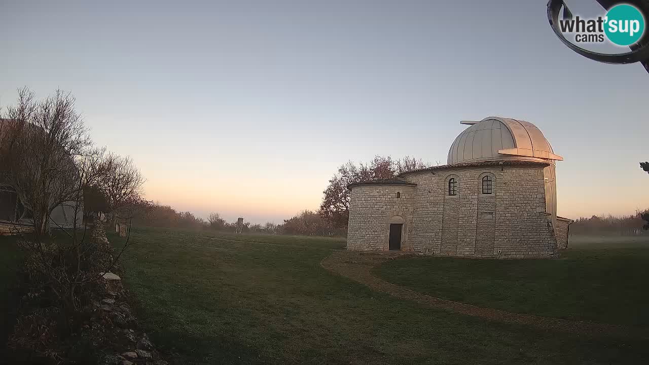 Webcam de l’Observatoire de Višnjan: Plongez dans le cosmos depuis l’Istrie, Croatie