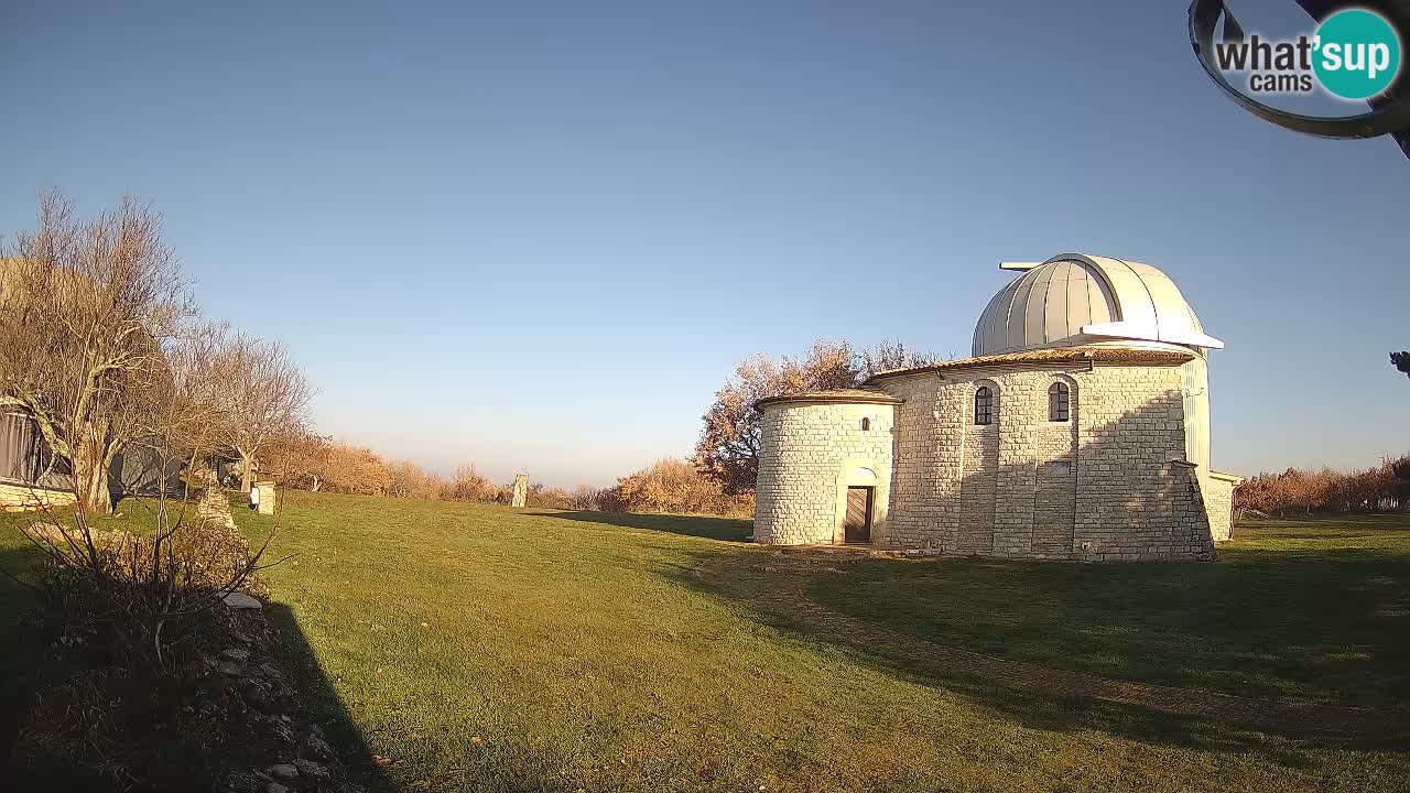 Višnjanska observatorijska spletna kamera: Opazujte vesolje iz Istre, Hrvaška
