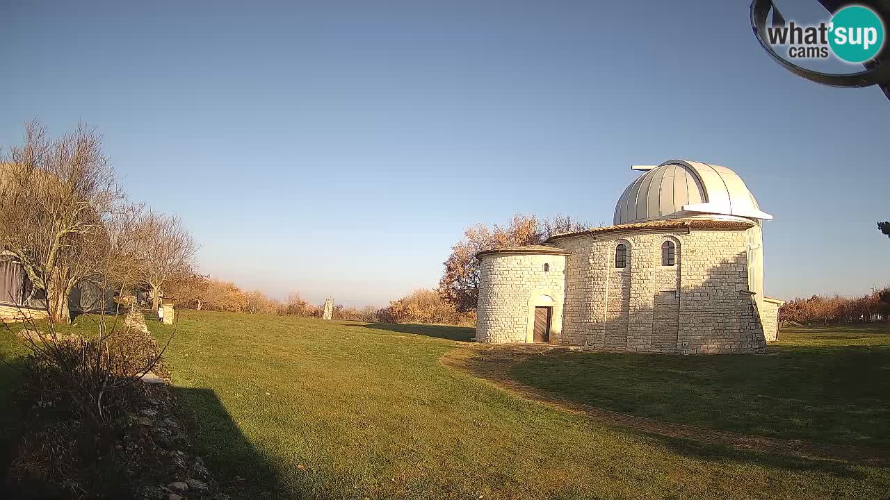 Višnjanska opservatorijska web kamera: Zavirite u svemir s poluotoka Istre, Hrvatska