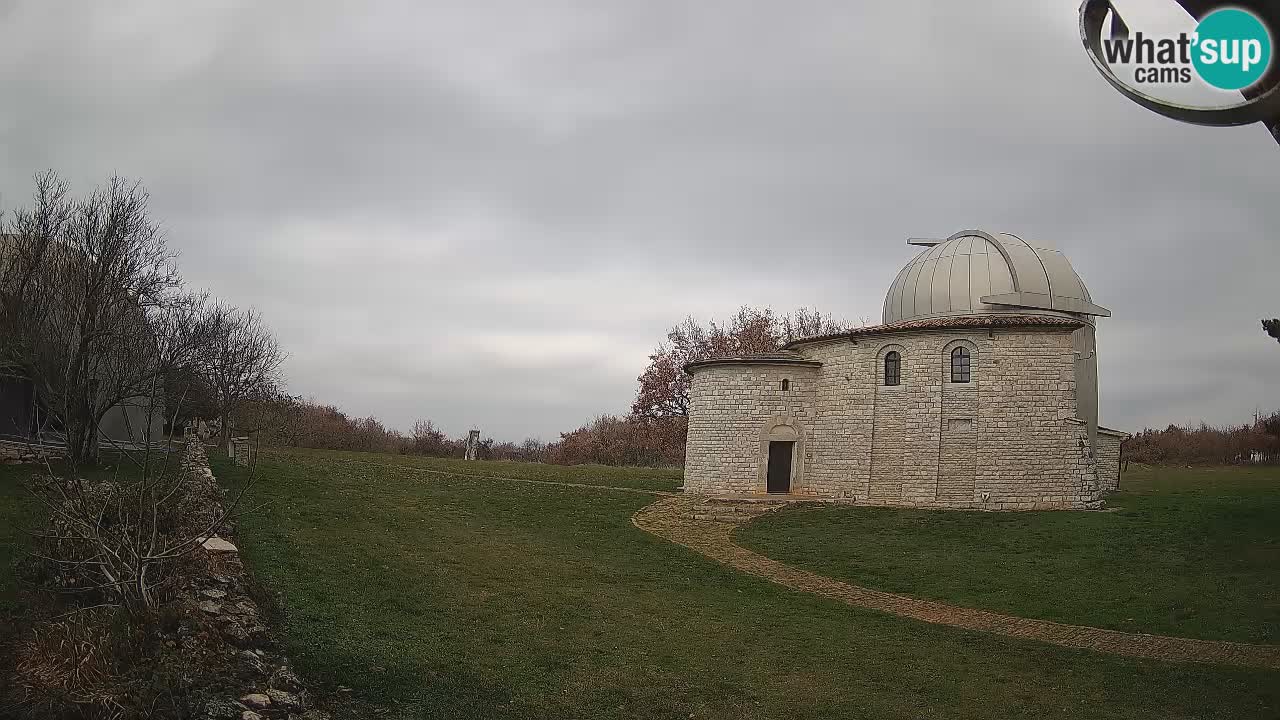 Višnjanska opservatorijska web kamera: Zavirite u svemir s poluotoka Istre, Hrvatska
