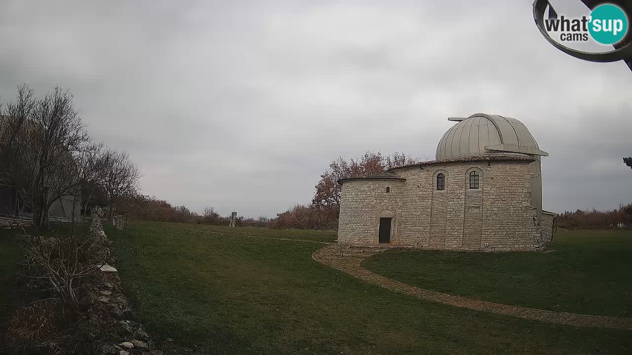 Webcam de l’Observatoire de Višnjan: Plongez dans le cosmos depuis l’Istrie, Croatie
